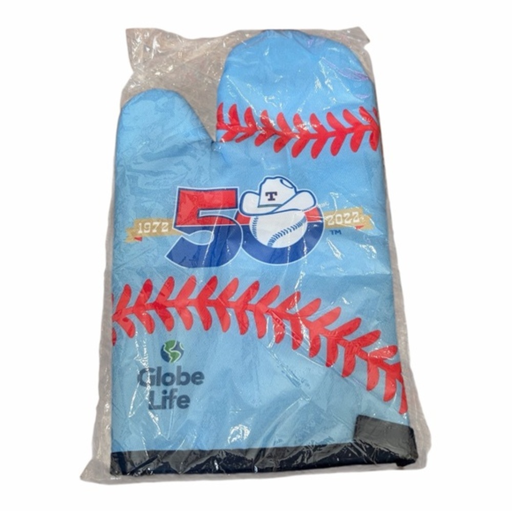 Texas Rangers 50th Anniversary Oven Mitt - 2022 SGA Stadium Giveaway NIP